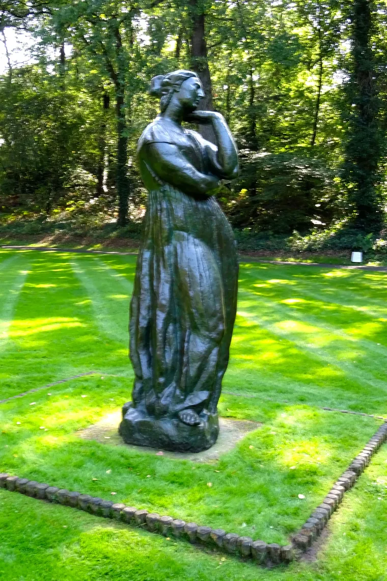 Large Pénélope