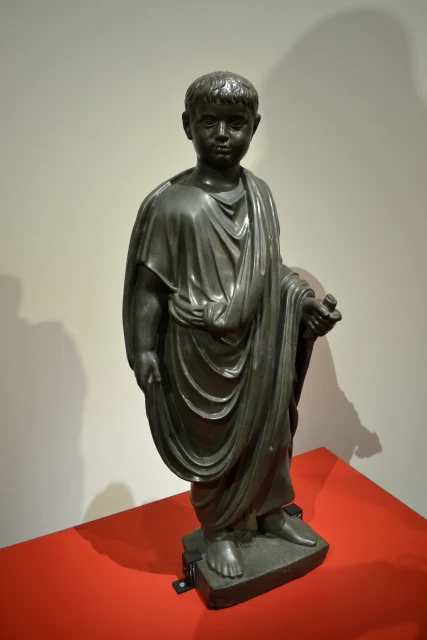 Britannicus in der Toga
