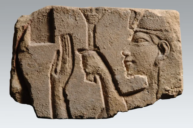 Talatat with a Queen, Probably Nefertiti, Shaking a Sistrum