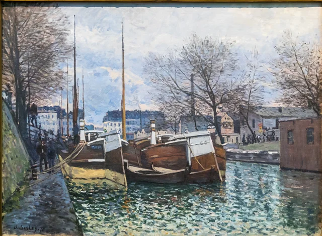 Barcazas en el canal Saint-Martin
