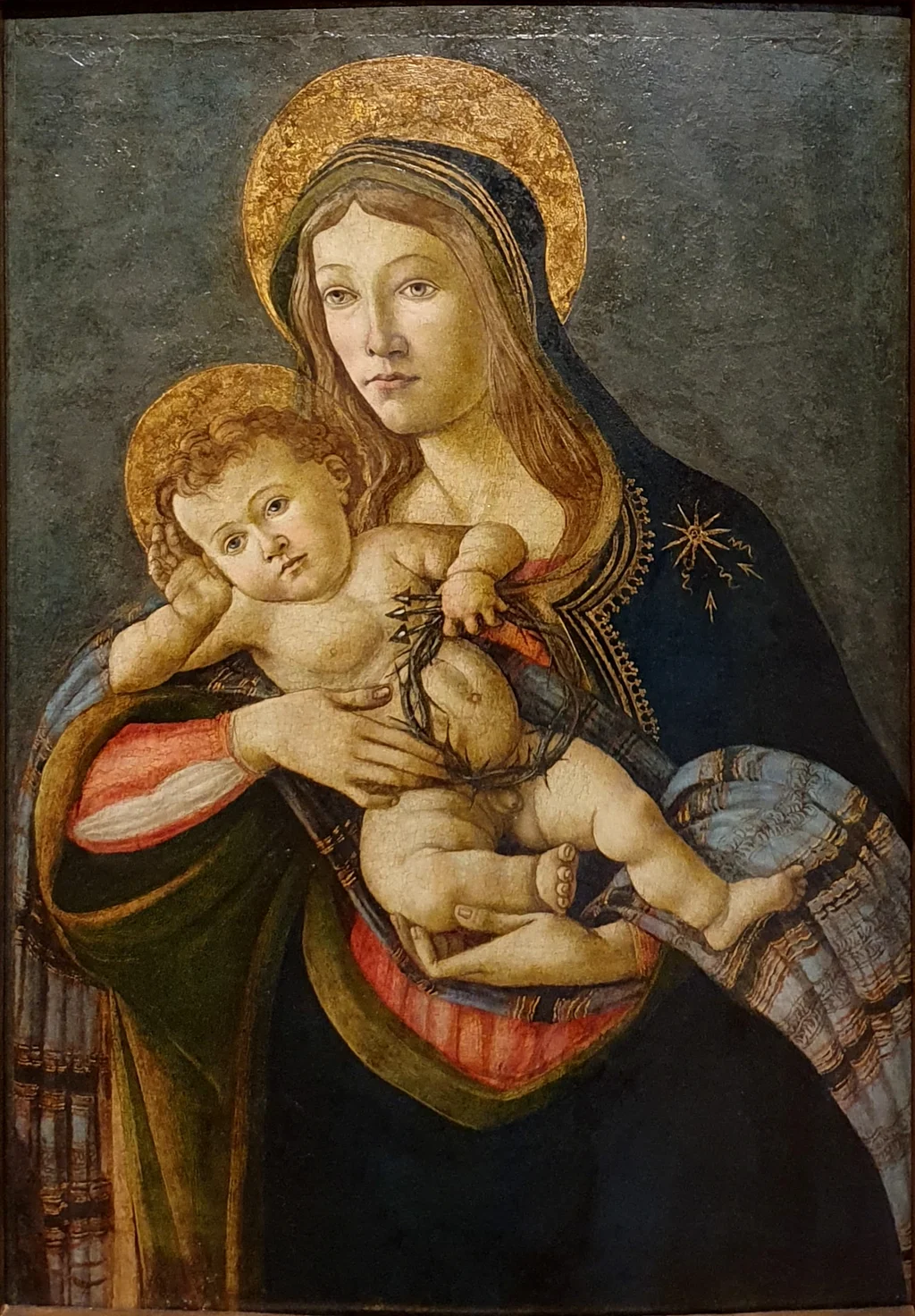 La Vierge et l'Enfant avec la couronne d'épines et les trois clous