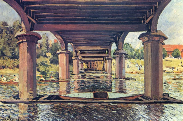 Under the Bridge of Hampton Court