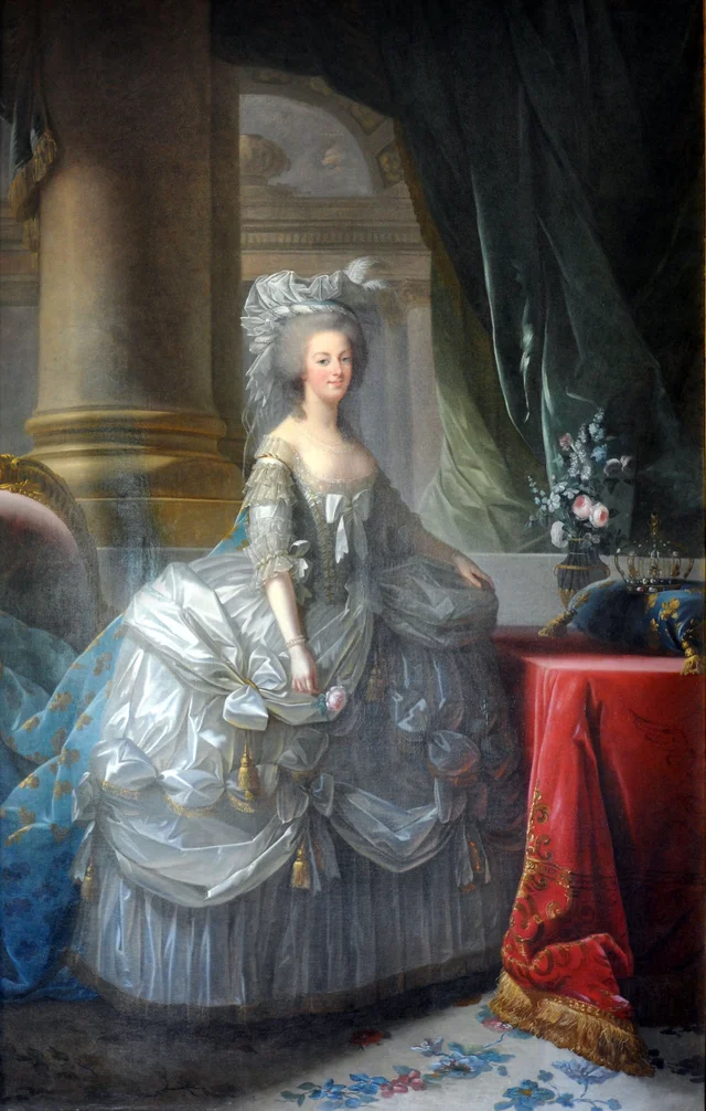 Maria Antonietta in abito di corte