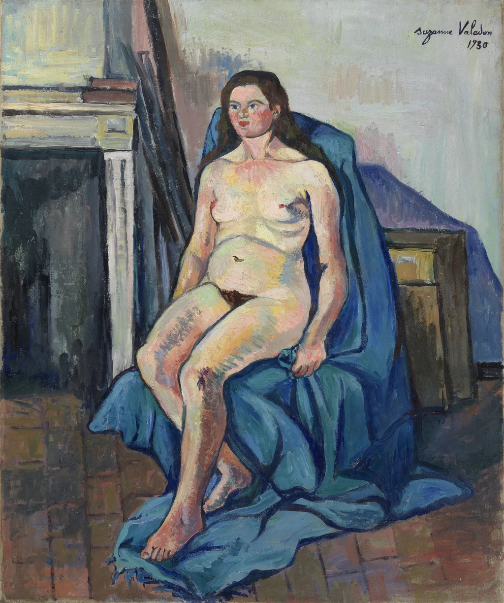 Nudo con scialle blu