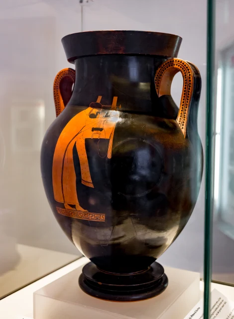 Amphora with a Kithara Player and a Listener