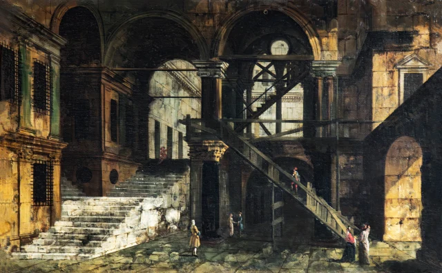 Cortile di un palazzo con scala